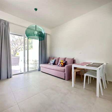 Splash Suites With Private Pools Νικιάνα Εξωτερικό φωτογραφία