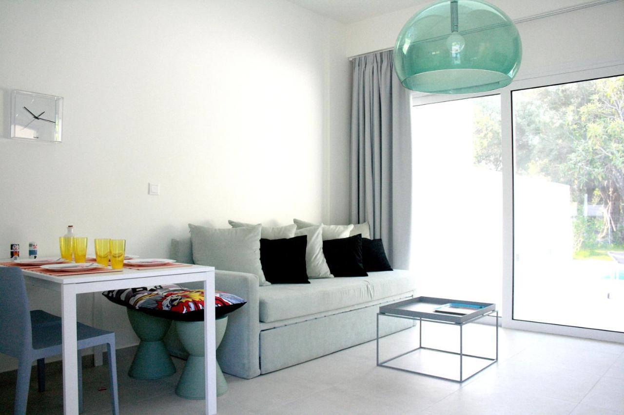 Splash Suites With Private Pools Νικιάνα Εξωτερικό φωτογραφία